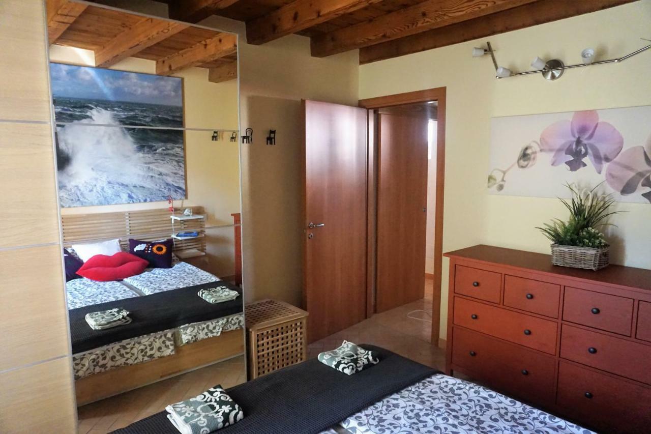 La Casa Di Edone Apartman Monzambano Kültér fotó