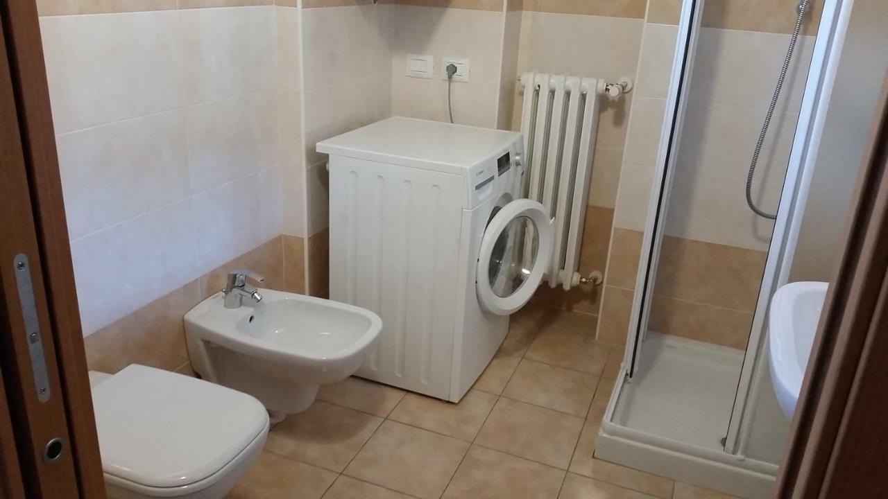 La Casa Di Edone Apartman Monzambano Kültér fotó